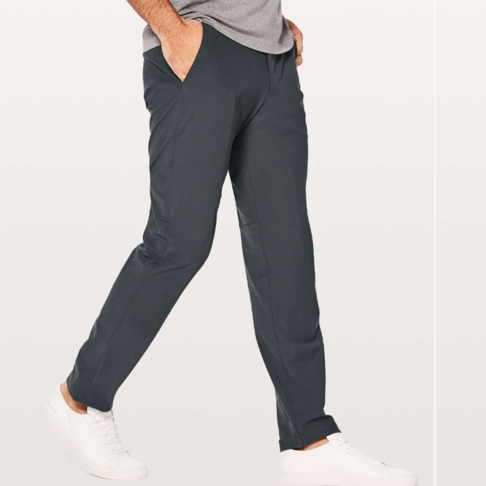lululemon black wrapstreme pants